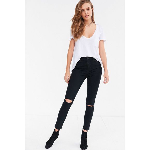 knee cut jeans